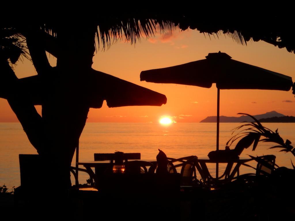 Palm Beach Hotel Гранд-Анс Экстерьер фото